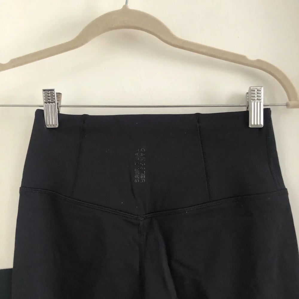 Spiritual Gangster Petal Lotus 7/8 Leggings Size S Nwt $118